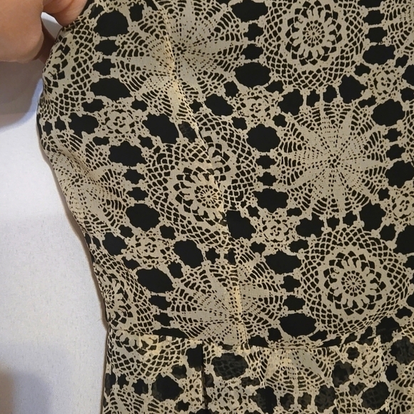 Zouk:, Dress, Sm, Sheer, Fully lined, Pleated, Sleeveless, Scoop neckline, Print - Picture 6 of 10